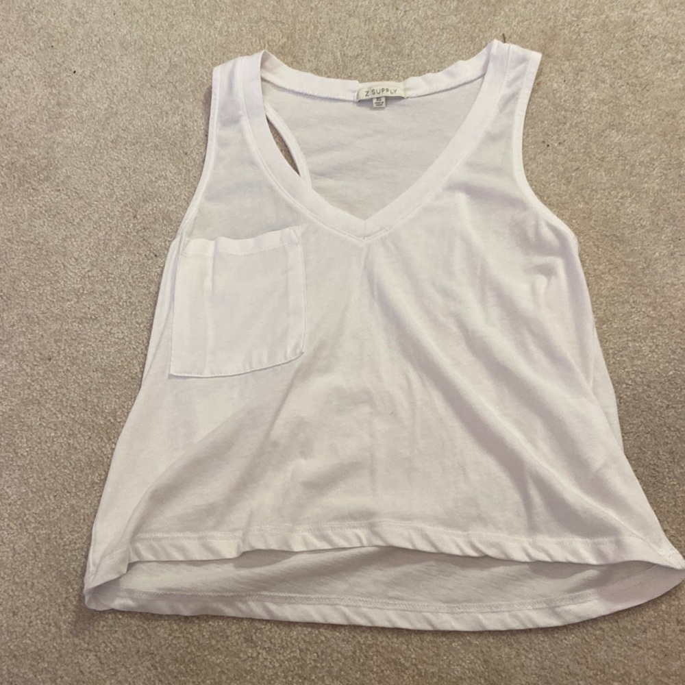 loose whit tank